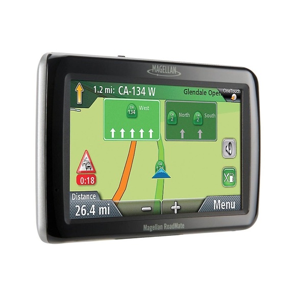 Magellan RoadMate 1420 Automobile Portable GPS Navigator - Picture 4 of 11